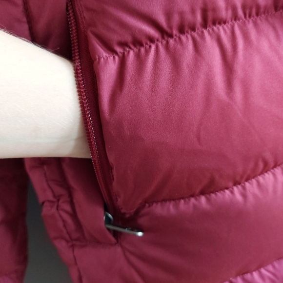 **SOLD** NWT Winter Coat, Down and Feather, Burgundy-Wine, Medium - Picture 6 of 12